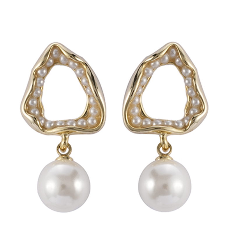 人造珍珠吊式耳环 2 种镀层颜色 1.75-2.25 美元