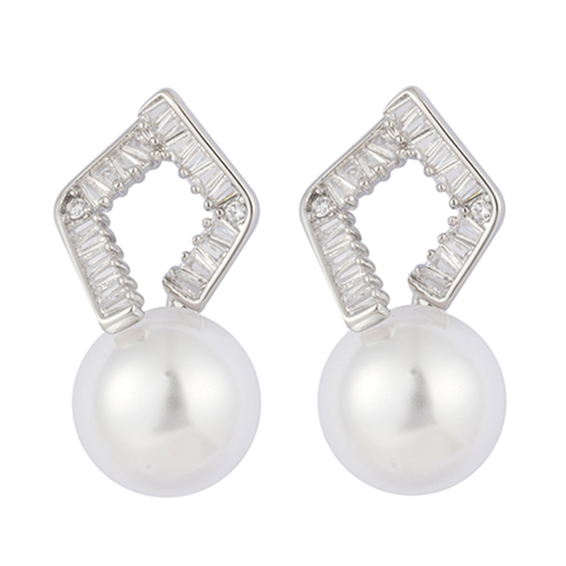 立方氧化锆珍珠耳环面议价格 $3.27-3.77