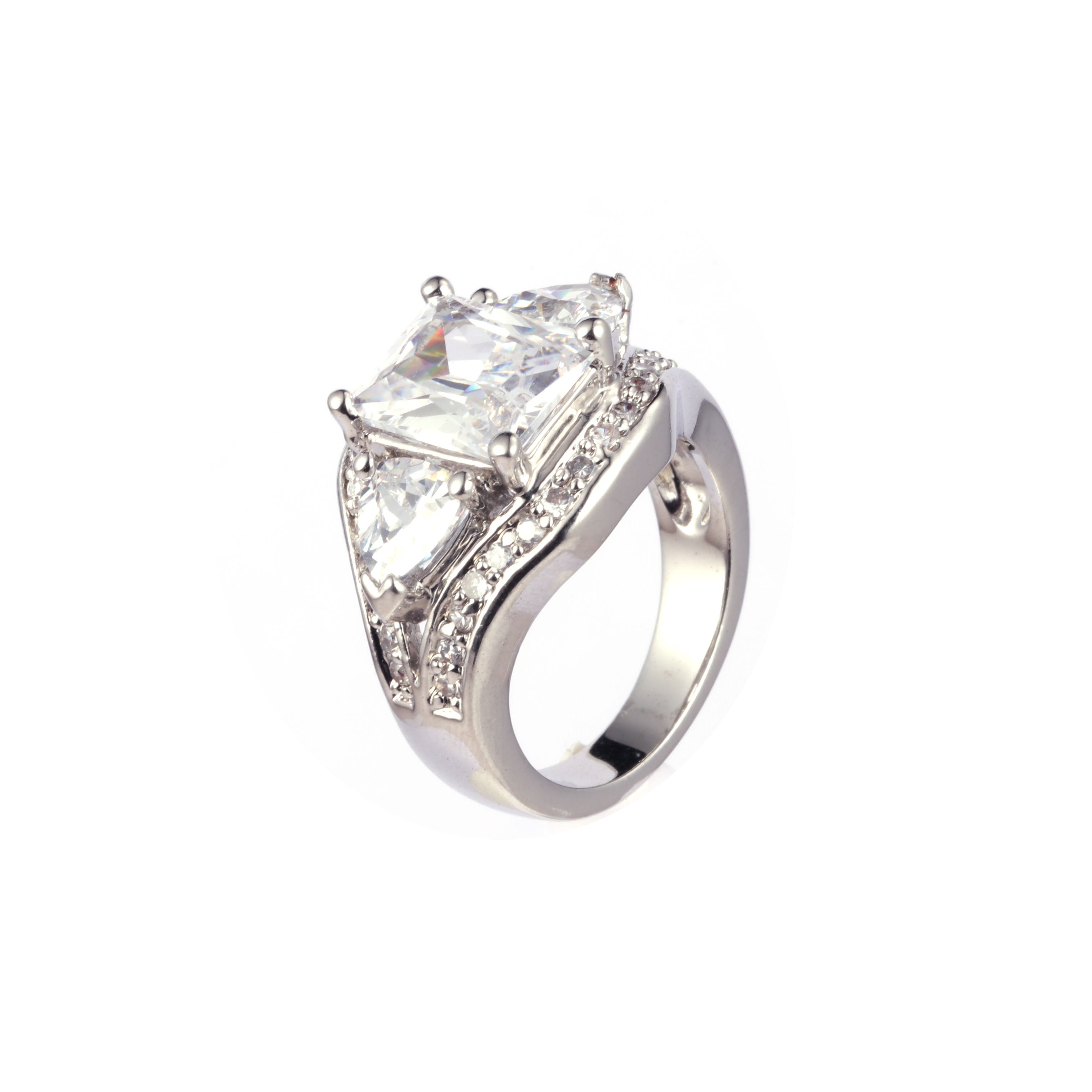 方晶锆石和水钻时尚戒指